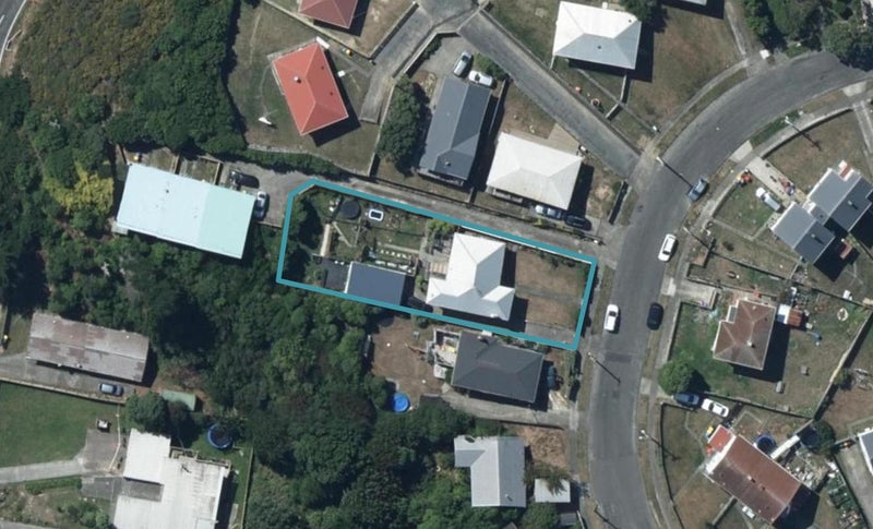 78 Owhiti Street, Titahi Bay, Porirua - Carousel 1