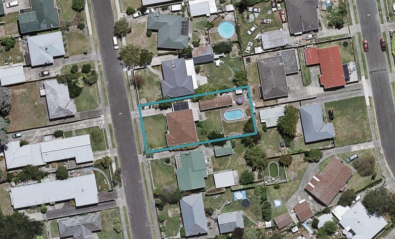 37 Downing Avenue, Pirimai, Napier - Carousel 1