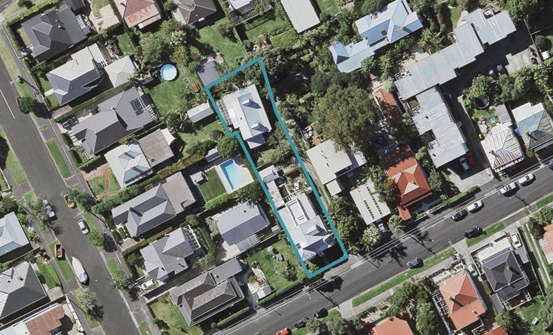 1/1 Owens Road, Devonport, Auckland - Carousel 1