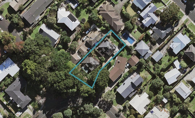 1/15 Stanaway Street, Hillcrest, Auckland - Carousel 1