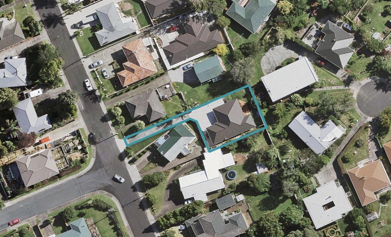18A Rothery Road, Hillpark, Auckland - Carousel 1