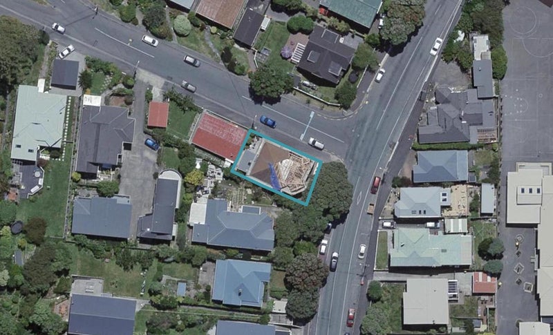 62 Queens Drive, Lyall Bay, Wellington - Carousel 1