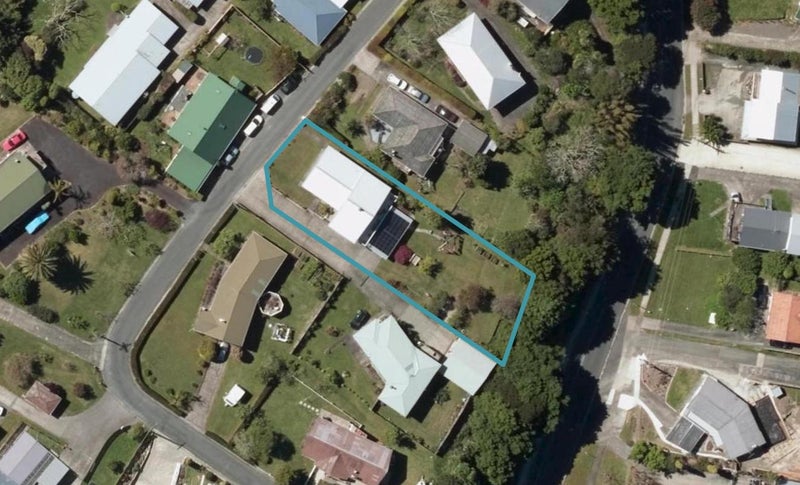 43 Memorial Drive, Parahaki, Whangarei - Carousel 1