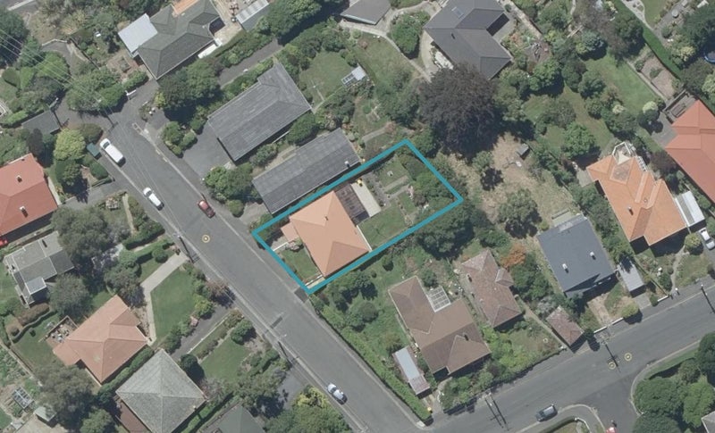 15 McGregor Street, Opoho, Dunedin - Carousel 1