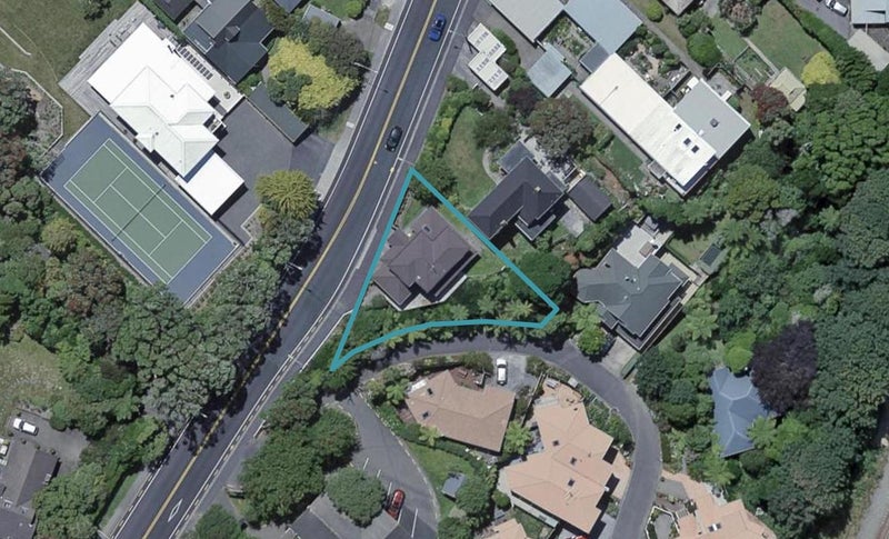 33A Box Hill, Khandallah, Wellington - Carousel 1