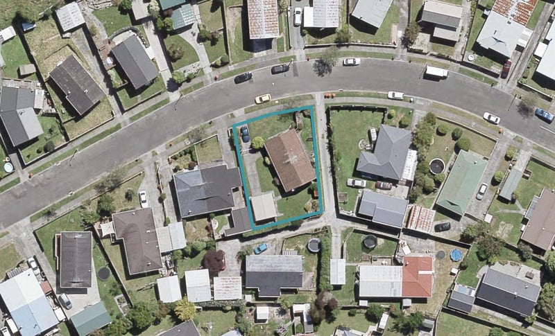 46 Hartford Crescent, Totara Park, Upper Hutt - Carousel 1