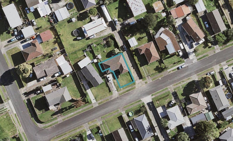 6E Gambare Place, Wattle Downs, Auckland - Carousel 1