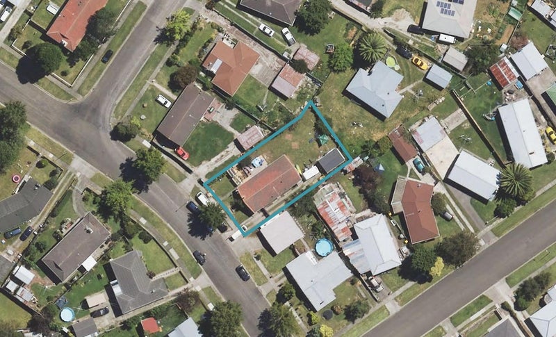 3 Donna Street, Outer Kaiti, Gisborne - Carousel 1