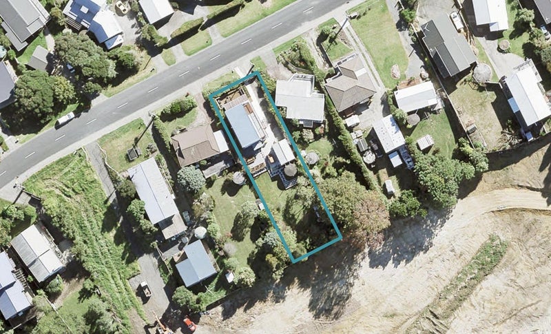 36 Scott Road, Stanmore Bay, Whangaparaoa - Carousel 1