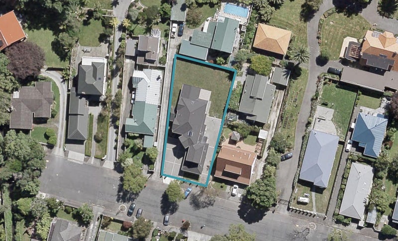 7 Nikau Grove, Woburn, Lower Hutt - Carousel 1