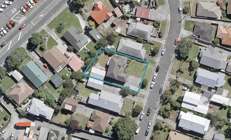 15 Cressy Street, Waterloo, Lower Hutt - Carousel 1