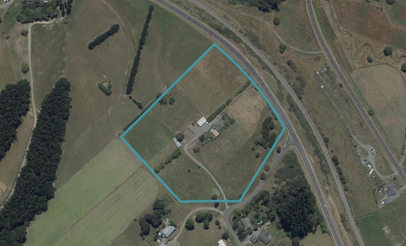 1153 Halcombe Road, Halcombe, Feilding - Carousel 1