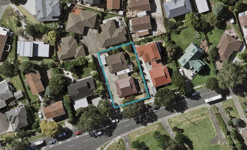 2/10 Redoubt Road, Goodwood Heights, Auckland - Carousel 1