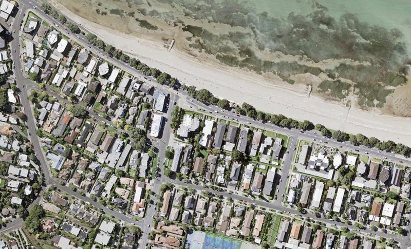 2/251 Tamaki Drive, Kohimarama, Auckland - Carousel 1