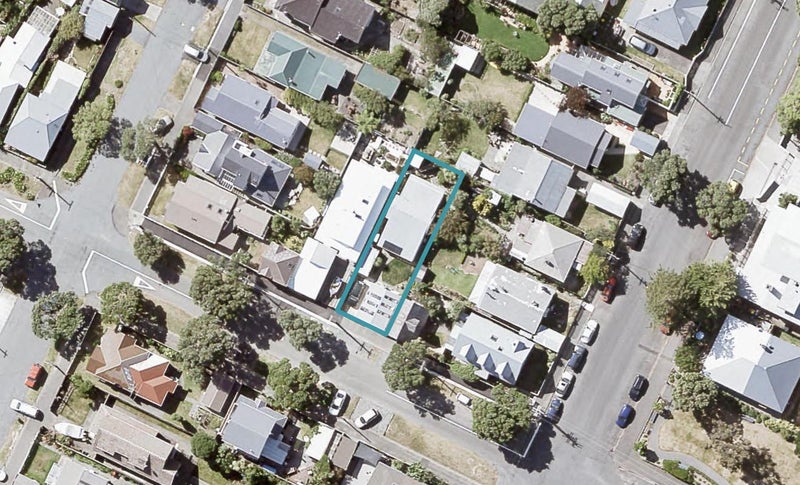 12 Makaro Street, Eastbourne, Lower Hutt - Carousel 1