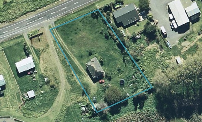 6938 State Highway 35, Te Kaha, Opotiki - Carousel 1