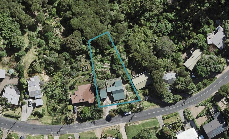 14 Hauraki Road, Oneroa, Waiheke Island - Carousel 1