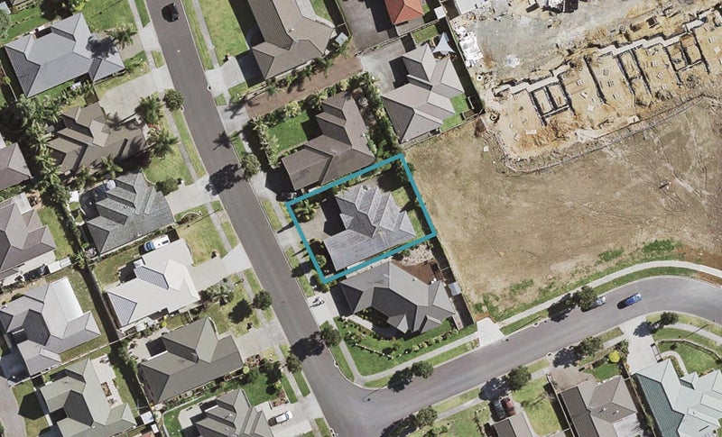 28 Norm Pellow Drive, Manurewa, Auckland - Carousel 1