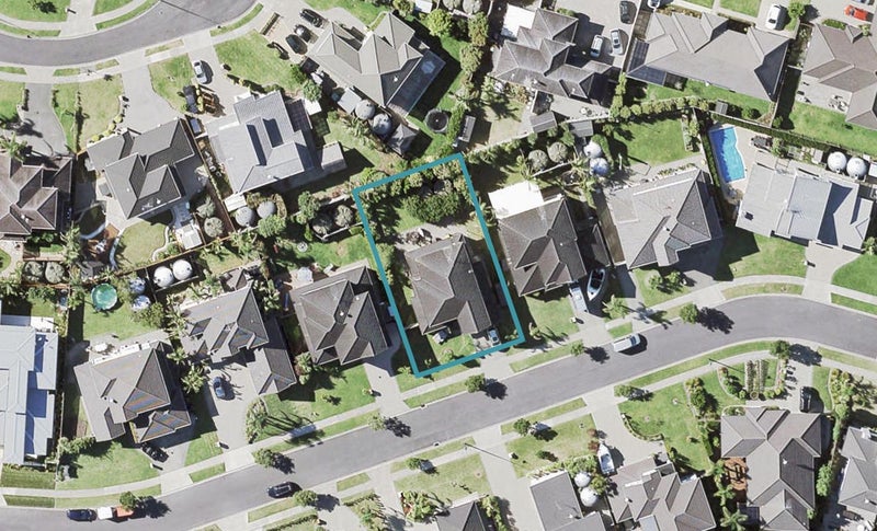 62 Pine Harbour Parade, Beachlands, Auckland - Carousel 1