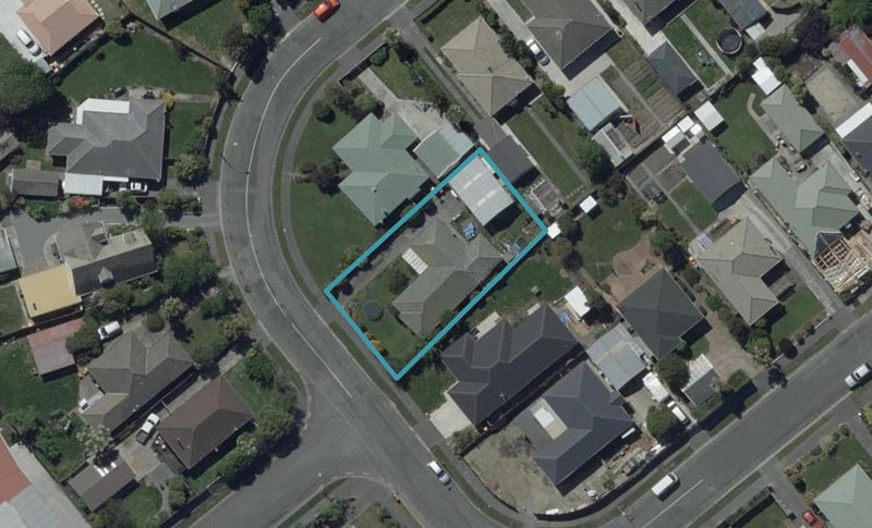 16 Evesham Crescent, Spreydon, Christchurch - Carousel 1