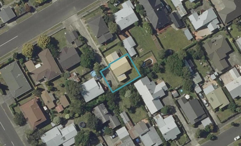 12B Knowles Street, Terrace End, Palmerston North - Carousel 1