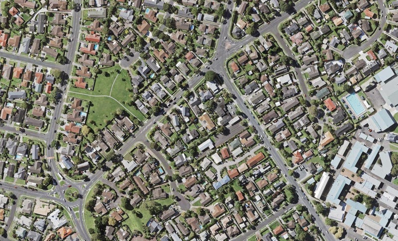 2/6 Fortunes Road, Half Moon Bay, Auckland - Carousel 1