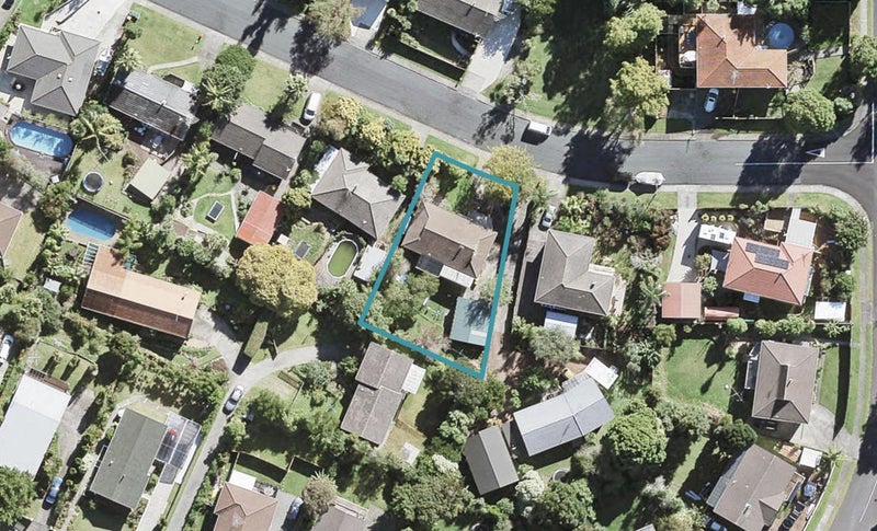 8 Gerontius Glade, Torbay, Auckland - Carousel 1