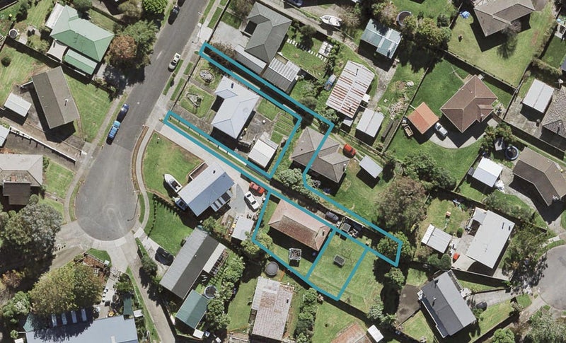 24C Lindis Place, Mangere Bridge, Auckland - Carousel 1