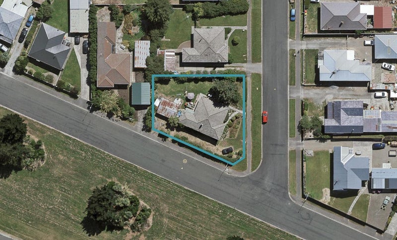 27 Dyson Street, Strathern, Invercargill - Carousel 1