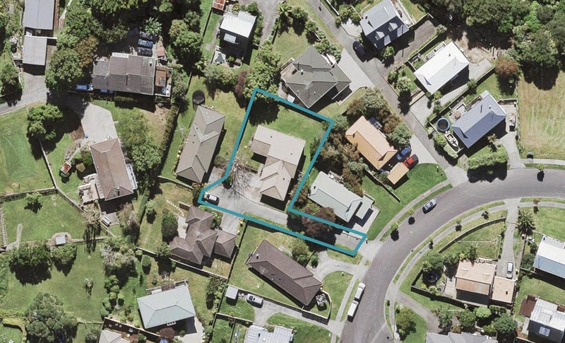 31 Carillon Place, Massey, Auckland - Carousel 1