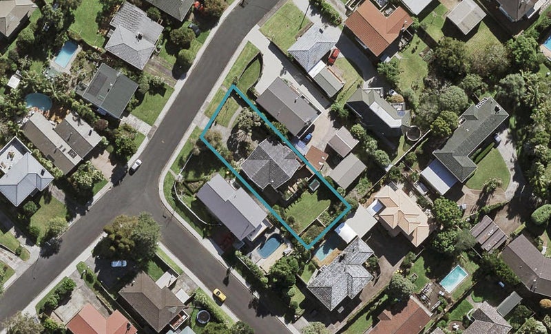 26 Holland Road, Hillcrest, Auckland - Carousel 1