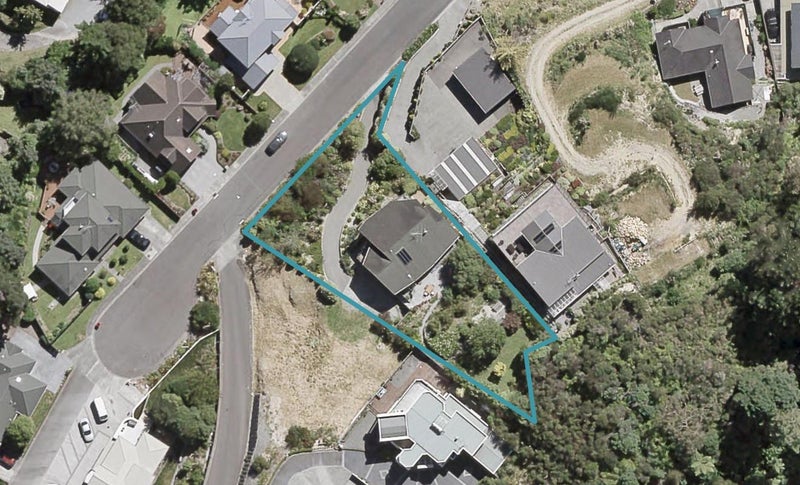 7 McCarthy Grove, Clouston Park, Upper Hutt - Carousel 1