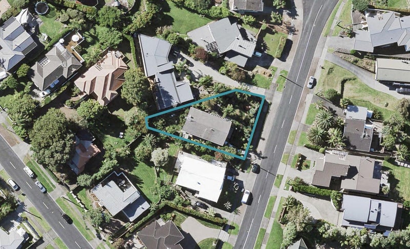 68 Churchill Road, Cockle Bay, Auckland - Carousel 1