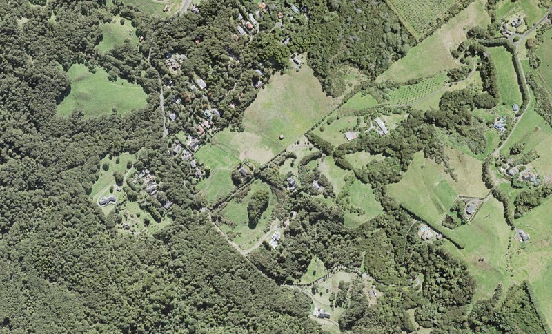 94 Grassmere Road, Henderson Valley, Auckland - Carousel 1