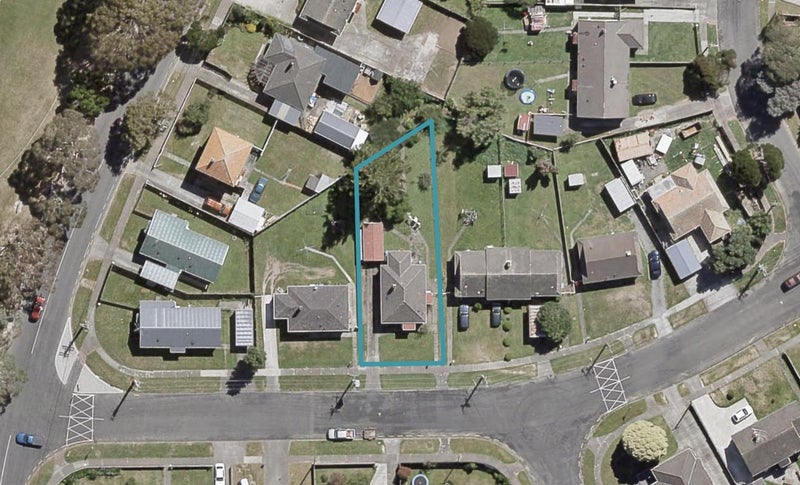3 Churton Crescent, Taita, Lower Hutt - Carousel 1