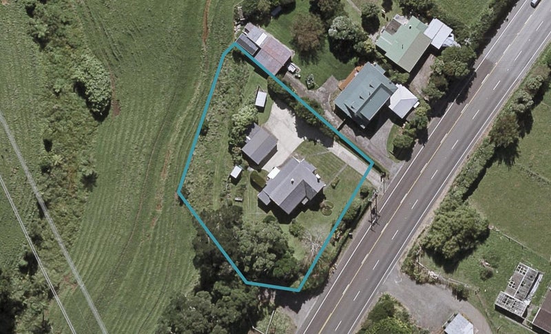 306 South Road, Omata, New Plymouth - Carousel 1