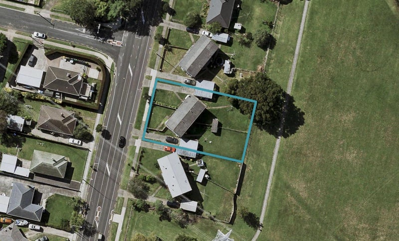 193 Preston Road, Ōtara, Auckland - Carousel 1