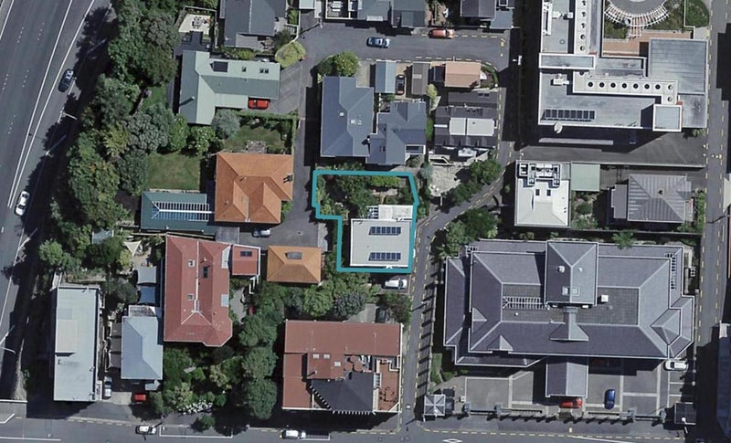 11 Selwyn Terrace, Thorndon, Wellington - Carousel 1