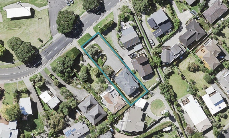 24 Ramsgate Terrace, Mairangi Bay, Auckland - Carousel 1