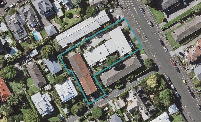 2/0 Church Street, Devonport, Auckland - Carousel 1
