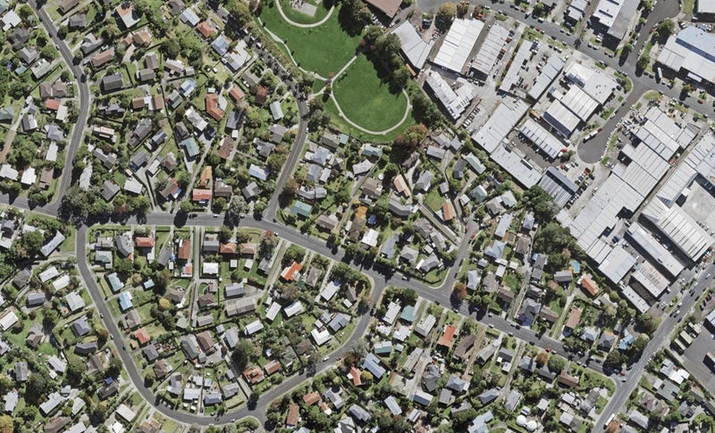 66D Weldene Avenue, Glenfield, Auckland - Carousel 1