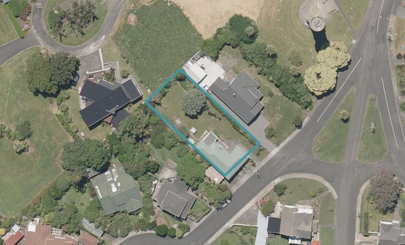 4 Tower Crescent, Durie Hill, Whanganui - Carousel 1