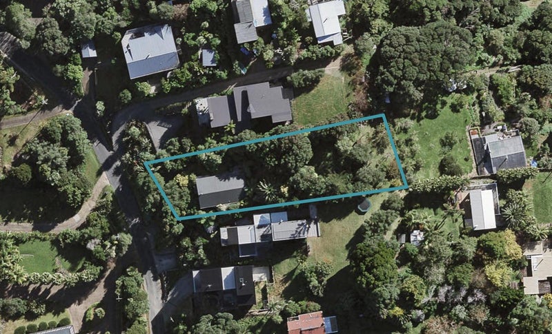 6 Tiri View Road, Palm Beach, Waiheke Island - Carousel 1