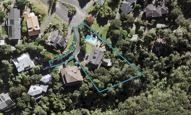 35 Homewood Place, Chatswood, Auckland - Carousel 1
