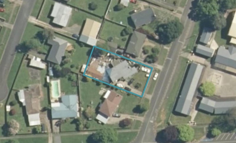 143 Scott Street, Leamington, Cambridge - Carousel 1