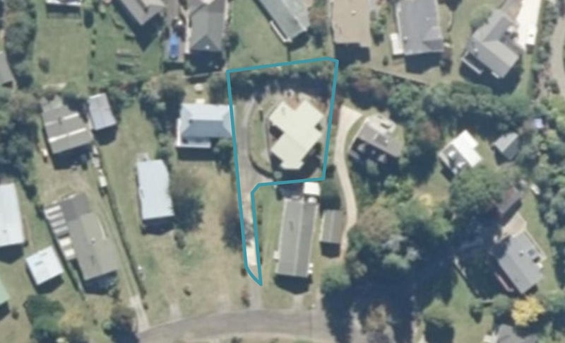 1/16 Pearce Place, Kinloch, Taupō - Carousel 1