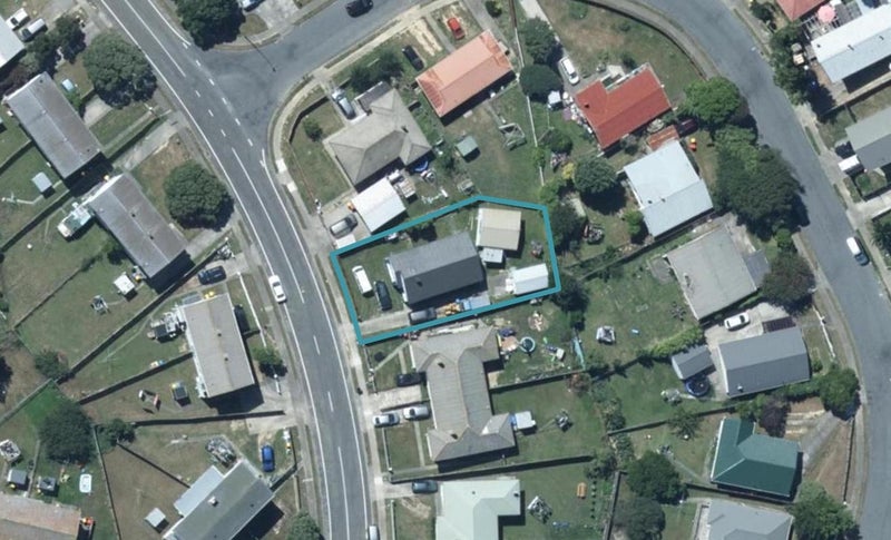 76 Corinna Street, Waitangirua, Porirua - Carousel 1