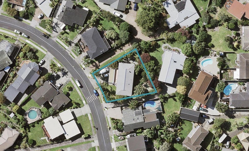 15 Treeway, Sunnyhills, Auckland - Carousel 1