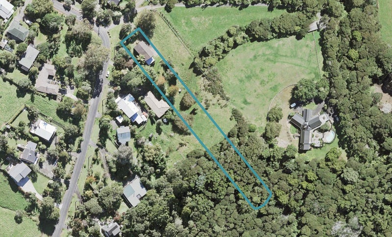38 Grassmere Road, Henderson Valley, Auckland - Carousel 1