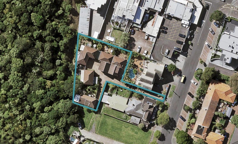 7E Atkin Avenue, Mission Bay, Auckland - Carousel 1